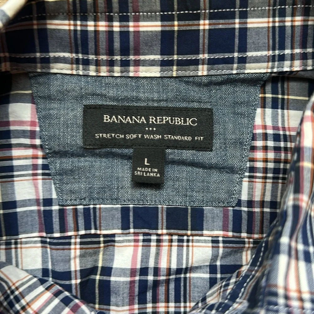 Banana Republic Men's Standard Fit large blue white plaid collar button down